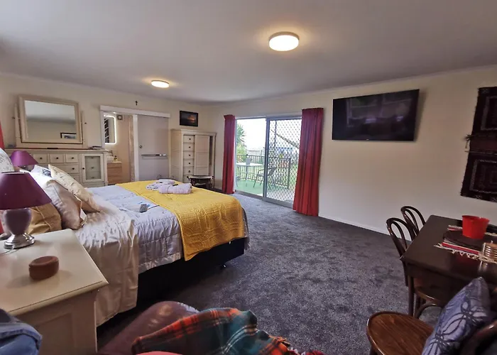 Geyser Lookout Bed and breakfast